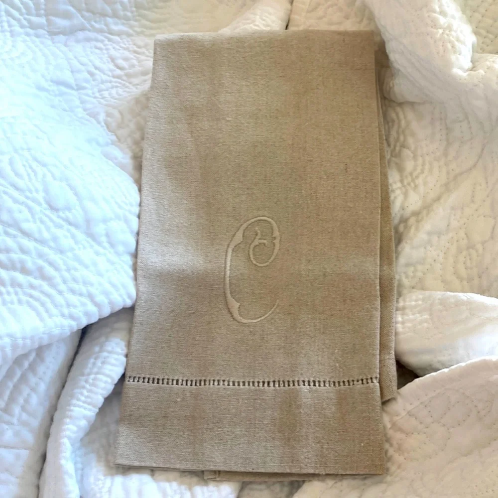 Monogrammed Tan Linen Towel “C” finest pressed flax. linen.  Pristine.